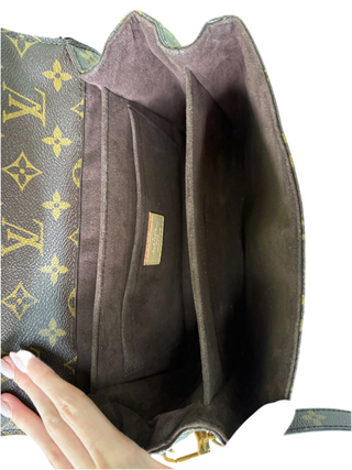 Louis Vuitton Monogram Pochette Metis