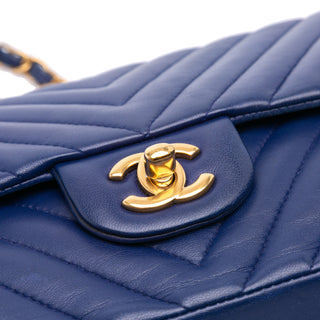 Chanel Medium Classic Chevron Lambskin Double