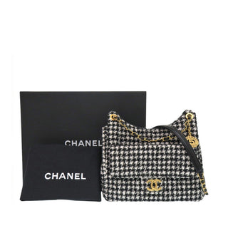 Chanel Medium Quilted Tweed Houndstooth Wavy CC Hobo