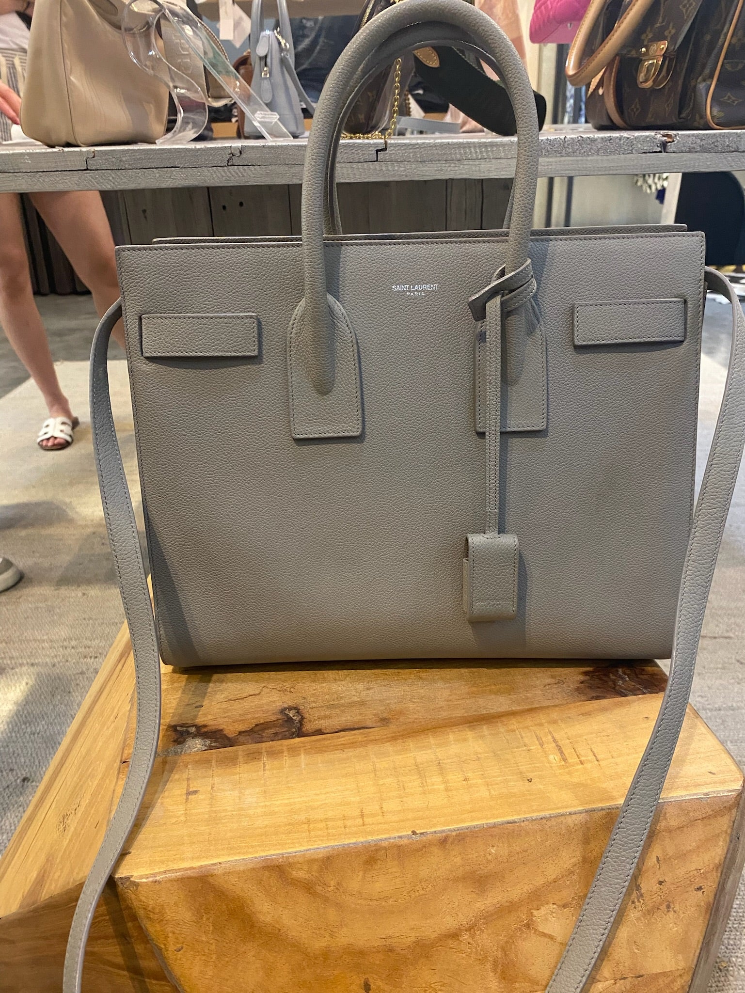 Ysl sac le jour gris