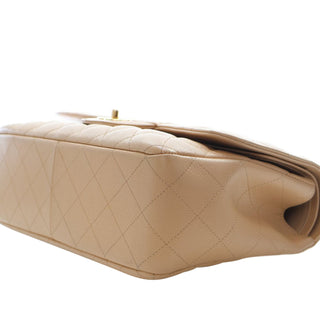 Chanel
Jumbo Classic Caviar Double Flap