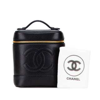 Chanel
CC Caviar Vanity Case