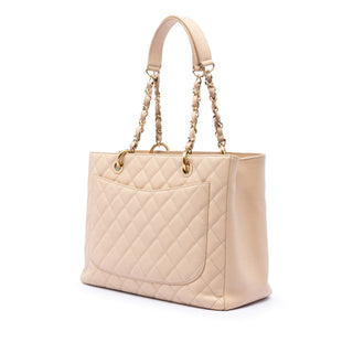 Chanel
Caviar Grand Shopping Tote