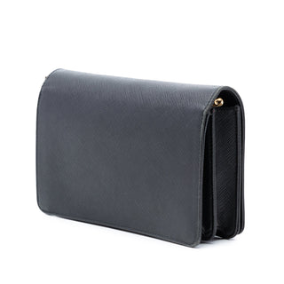 Prada
Saffiano Wallet On Chain