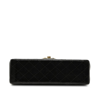 Chanel
Maxi XL Classic Lambskin Single Flap