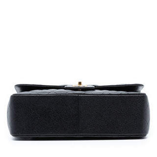 Chanel
Jumbo Classic Caviar Double Flap