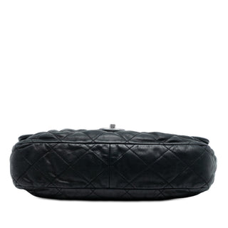Chanel
Quilted Calfskin Chic Quilt Flap