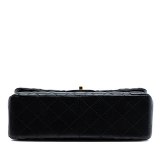 Chanel
Jumbo Classic Lambskin Double Flap
