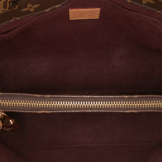 Louis Vuitton
Monogram Montaigne MM