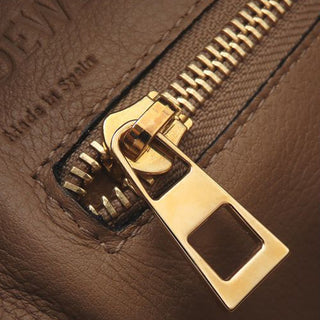 LOEWE
Leather Amazona 28