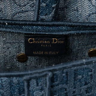 Dior
Oblique Embroidered Denim Saddle Bag