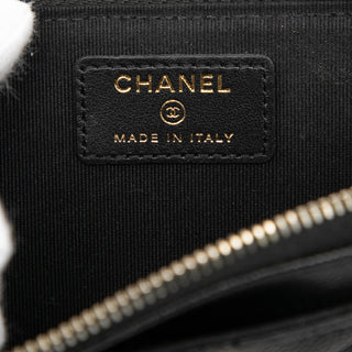 Chanel
CC Quilted Caviar Zip Around Coin and Card Holder