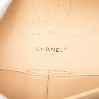 Chanel
Jumbo Classic Caviar Double Flap