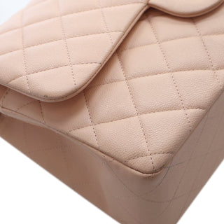Chanel
Jumbo Classic Caviar Double Flap
