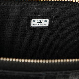 Chanel
CC Quilted Caviar Zip Around Coin and Card Holder