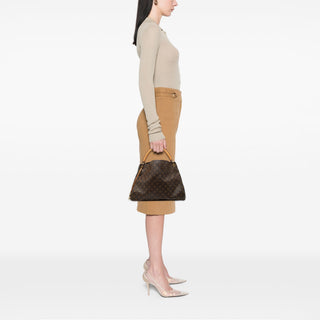Louis Vuitton
Monogram Artsy MM