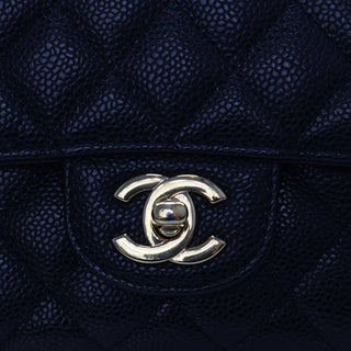 Chanel
Medium Classic Caviar Double Flap