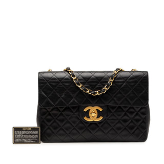 Chanel
Maxi XL Classic Lambskin Single Flap