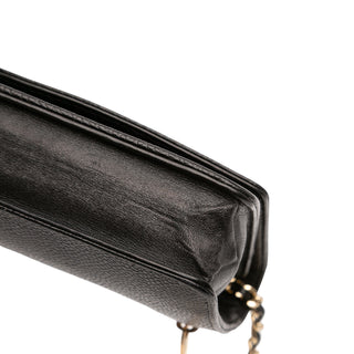 Chanel
CC Caviar Wallet on Chain