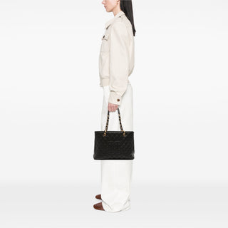 Chanel
Caviar Grand Shopping Tote