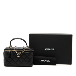 Chanel
Small Lambskin Top Handle Vanity Case with Chain
