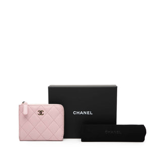 Chanel
CC Quilted Caviar Zipped Small Wallet